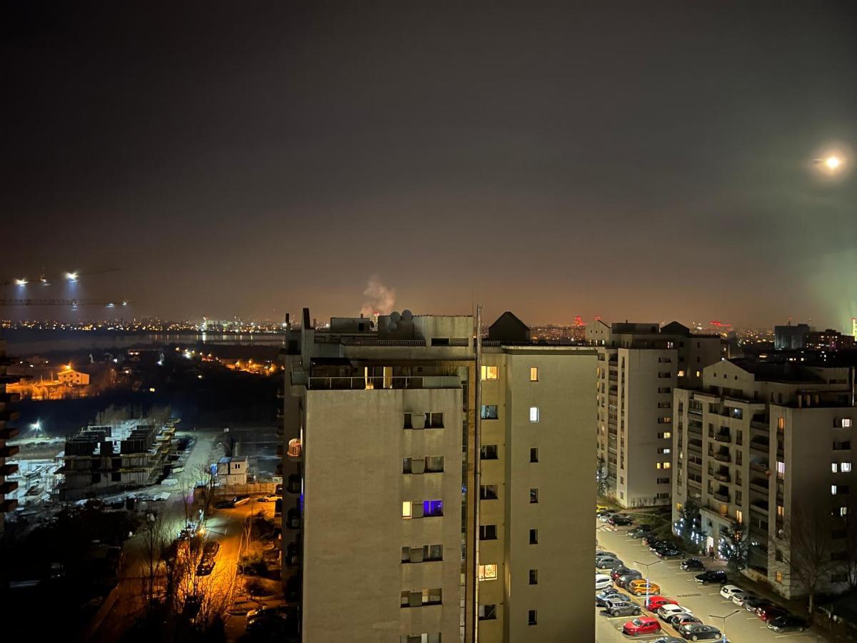 Fancy Penthouse Studio With Lakeview W10 Bucharest Luaran gambar