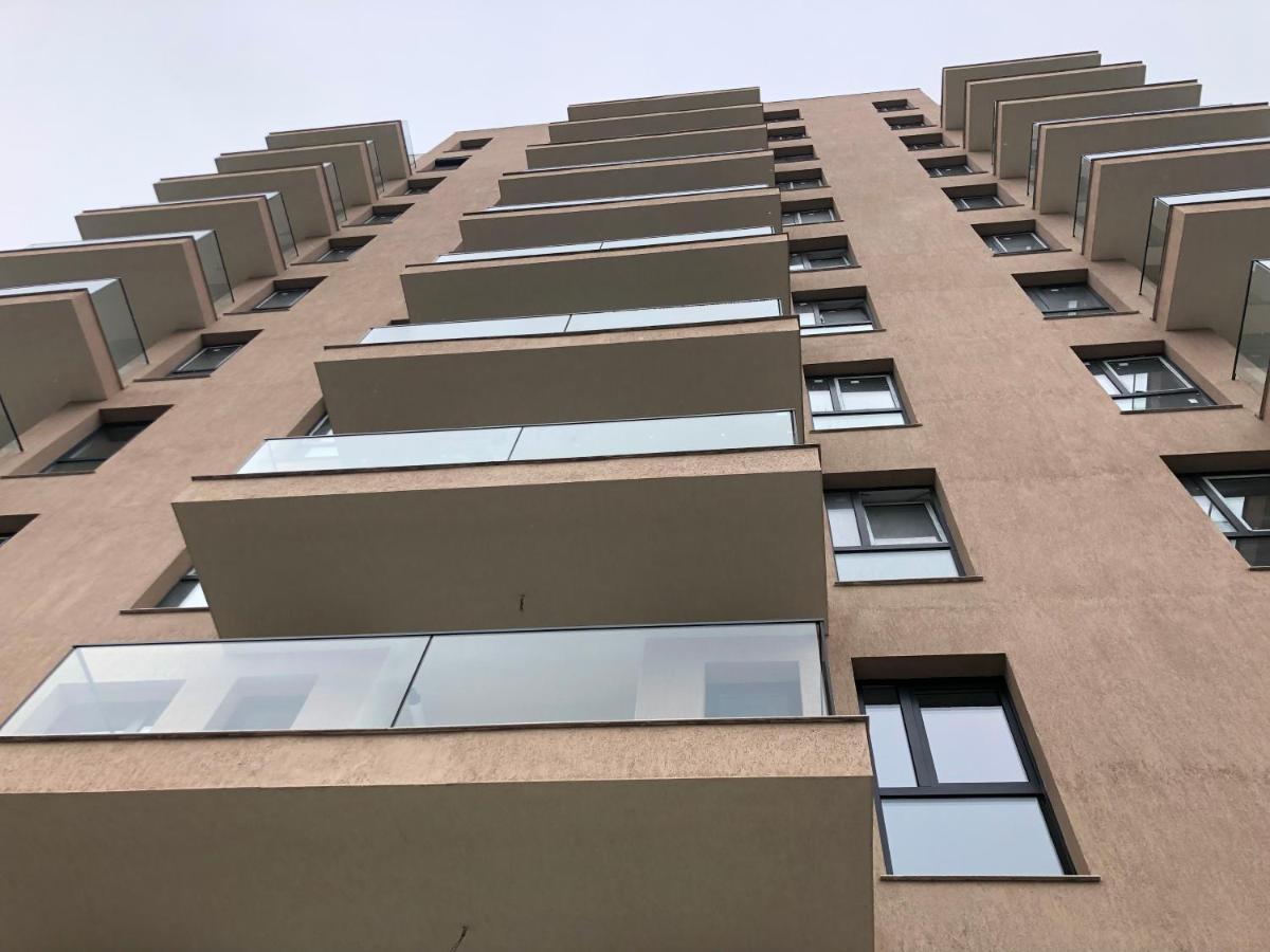 Fancy Penthouse Studio With Lakeview W10 Bucharest Luaran gambar