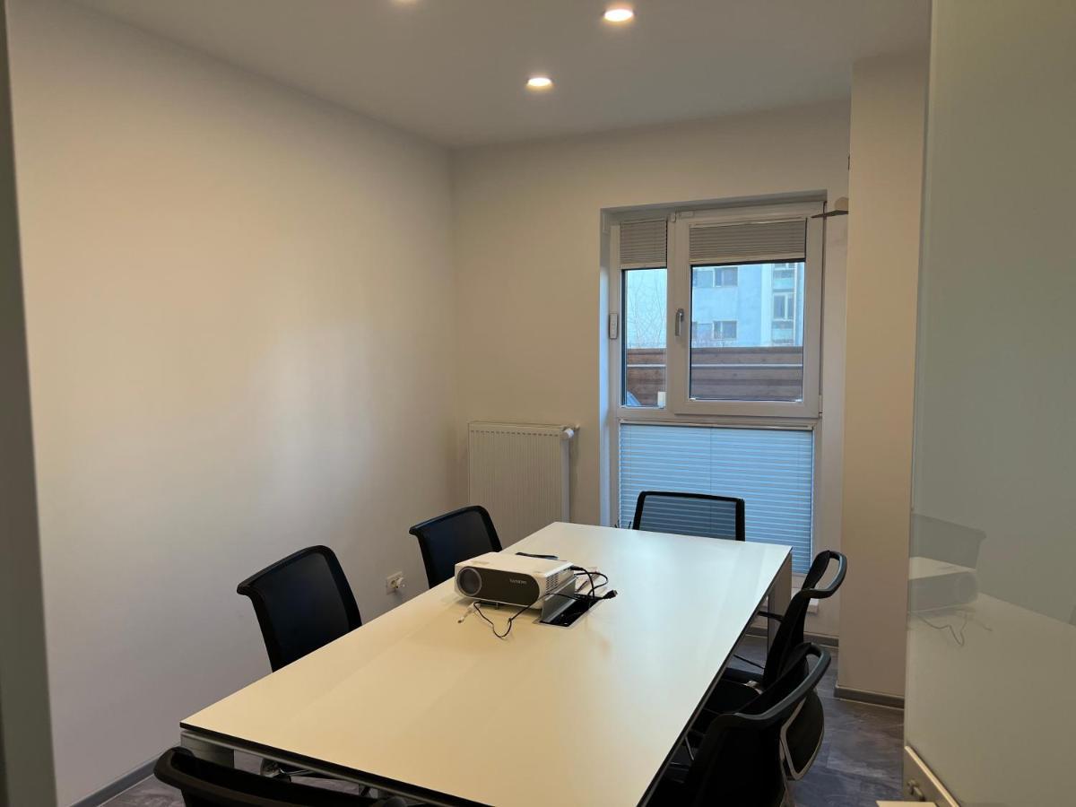 Fancy Penthouse Studio With Lakeview W10 Bucharest Luaran gambar
