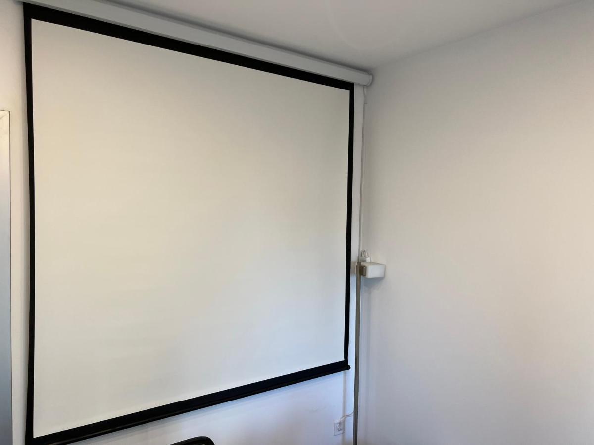 Fancy Penthouse Studio With Lakeview W10 Bucharest Luaran gambar