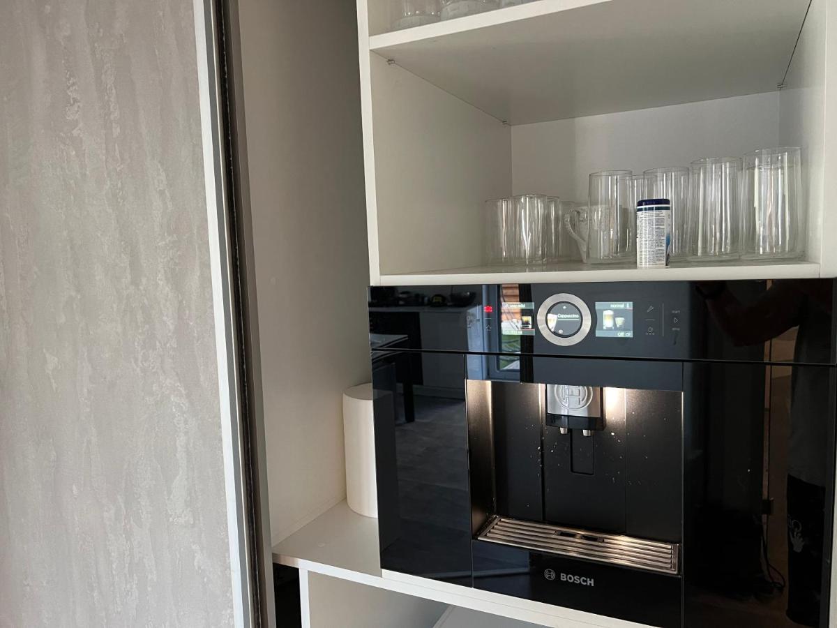 Fancy Penthouse Studio With Lakeview W10 Bucharest Luaran gambar