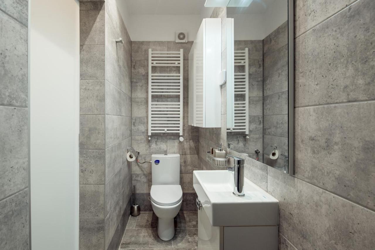 Fancy Penthouse Studio With Lakeview W10 Bucharest Luaran gambar