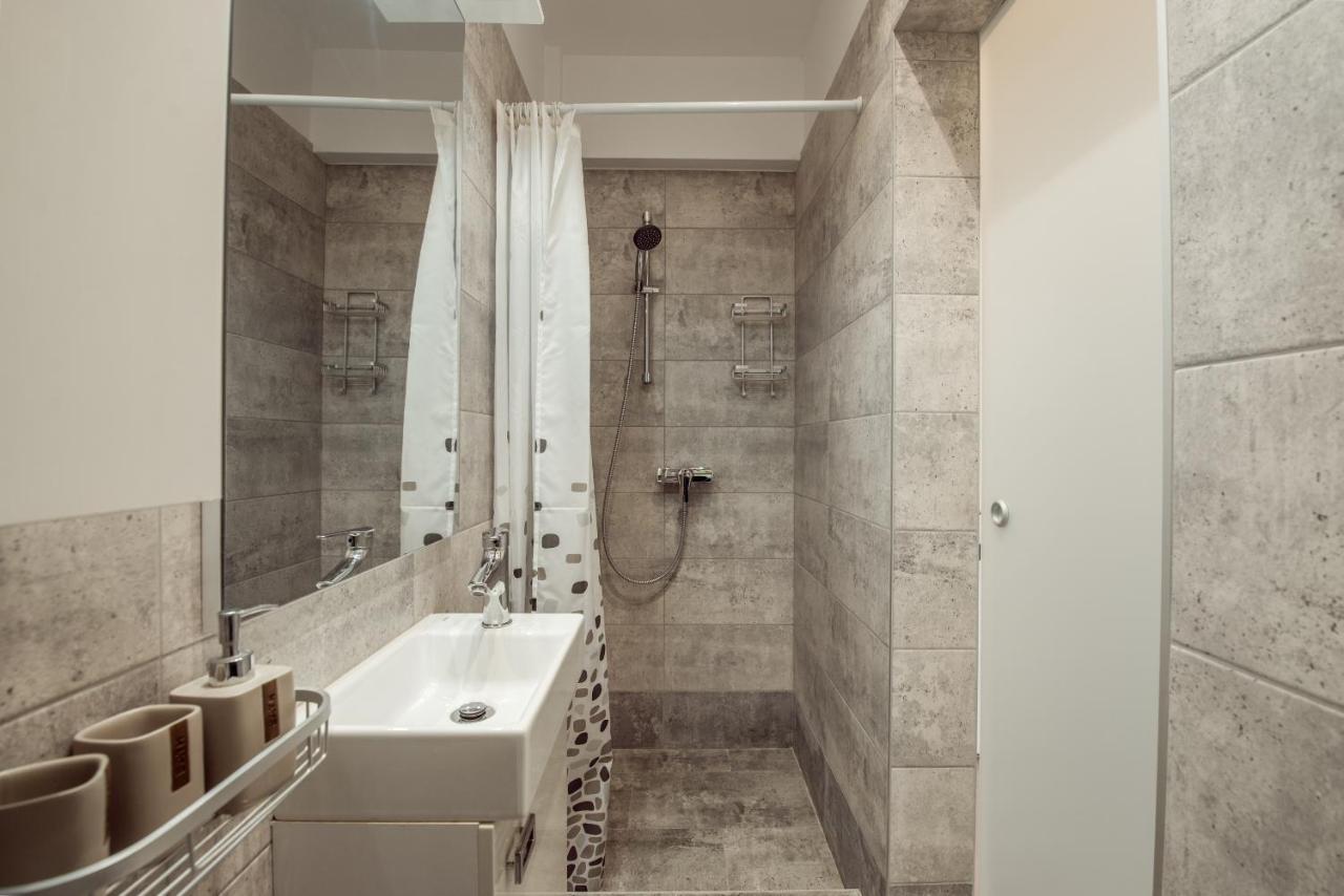 Fancy Penthouse Studio With Lakeview W10 Bucharest Luaran gambar